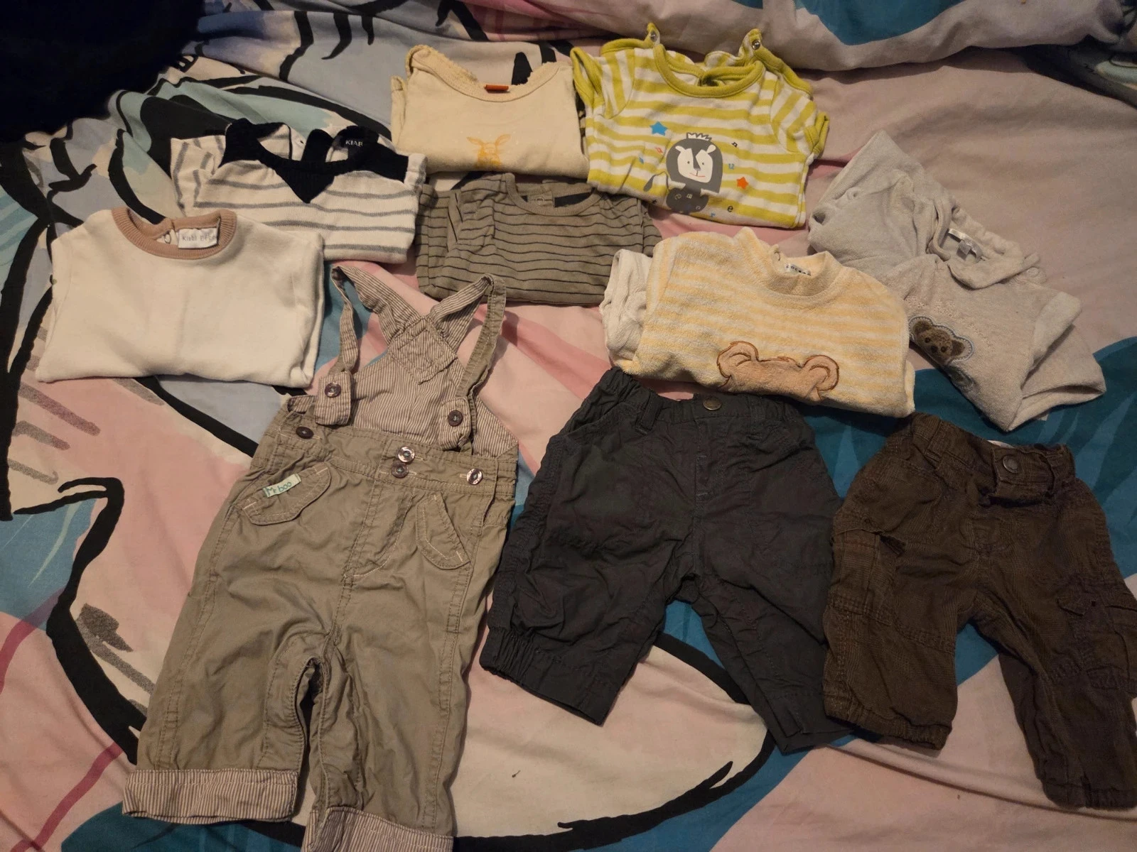💜Lots 10 vêtements taille 1 mois garçon